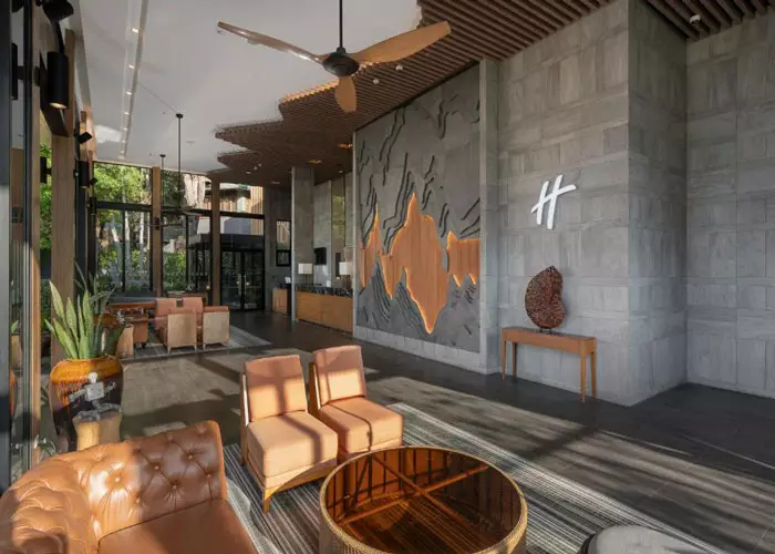 هتل هالیدی این ریزورت کرابی